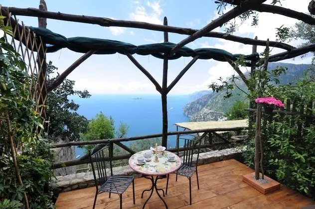 Panoramic Tek Büyük Yataklı Oda