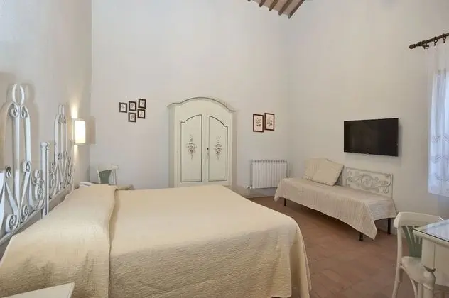 Standard Üç Kişilik Oda, Birden Çok Yatak, Özel Banyo, Tepe Manzaralı