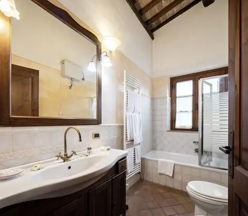 Classic Tek Büyük Yataklı Oda, 1 Büyük (Queen) Boy Yatak, Özel Banyo