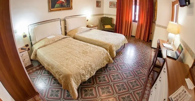 Superior Tek Büyük Yataklı Oda, Birden Çok Yatak