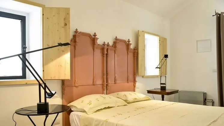 Süit (Lamia Motozappa)