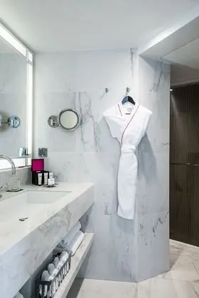 Deluxe Tek Büyük Yataklı Oda, Balkon