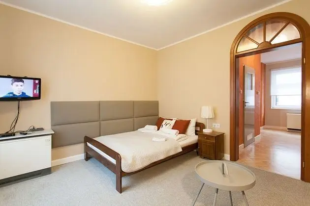 Design Apart Daire, 1 Çift Kişilik Yatak ve Çekyat, Engellilere Uygun, Sigara İçilmez