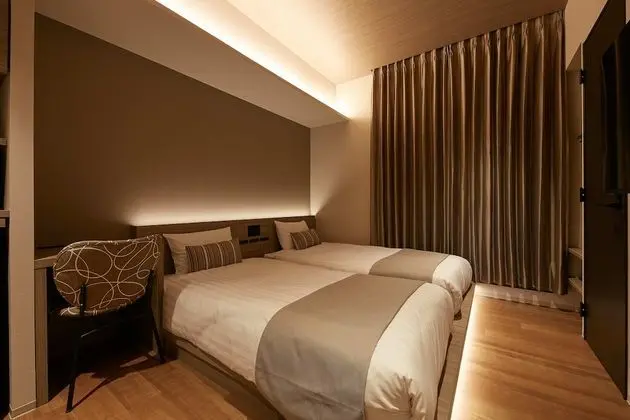 Executive Oda, Sigara İçilmez (Type C, Hollywood Twin)