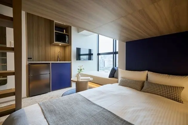 Oda, Sigara İçilmez (Three Beds Bunk)