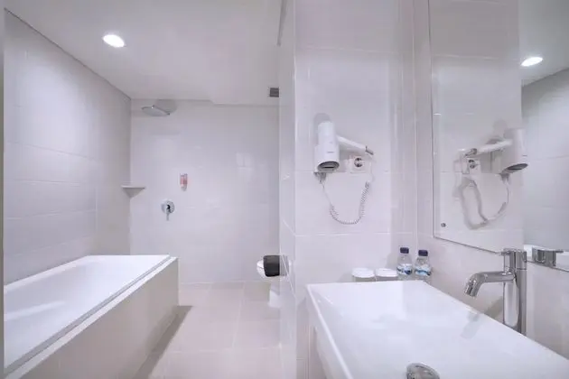 Süit (Freshroom)