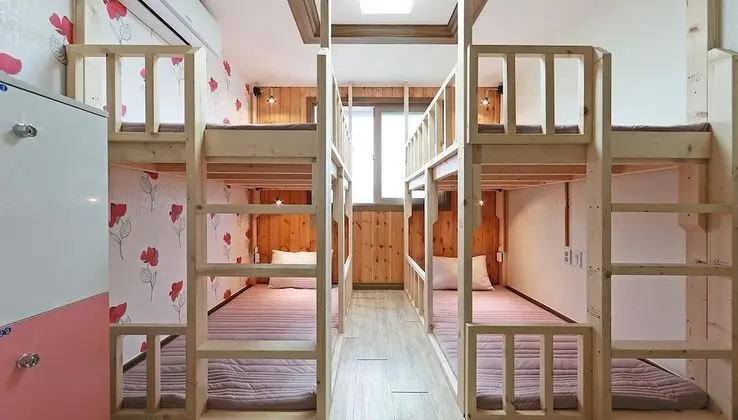 Dört Kişilik Oda, Sadece kadınlar için