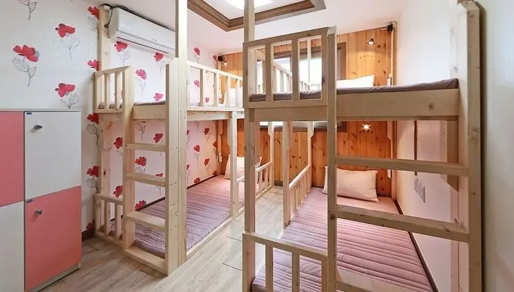 Dört Kişilik Oda, Sadece kadınlar için