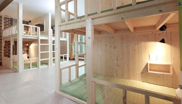 Ortak Ranzalı Oda, Sadece erkekler için