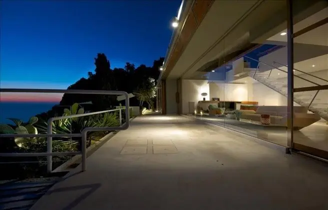 Villa, Sigara İçilebilir