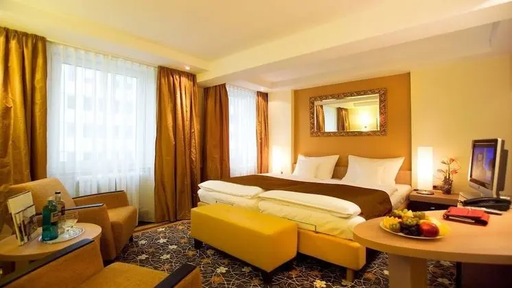 Comfort Tek Büyük veya İki Ayrı Yataklı Oda