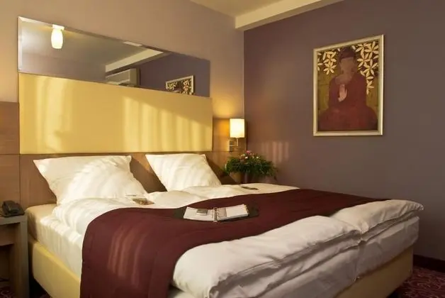 Comfort Tek Büyük Yataklı Oda