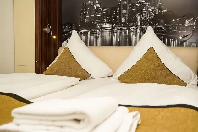 Comfort Tek Büyük Yataklı Oda
