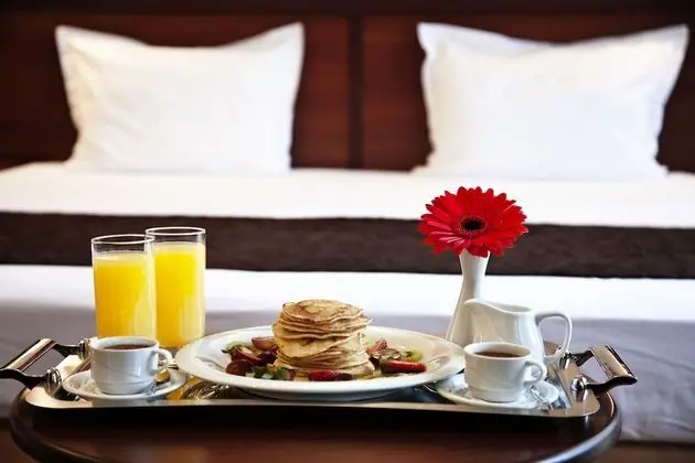 Deluxe Tek Büyük Yataklı Oda, Balkon