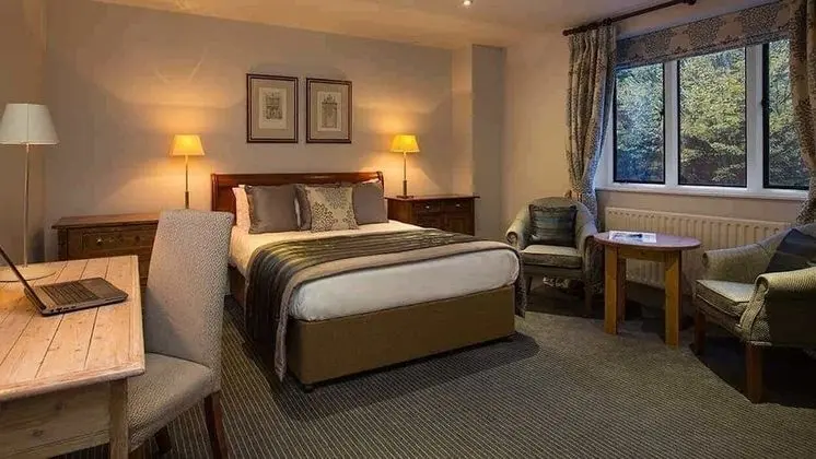 Classic Double with Feature