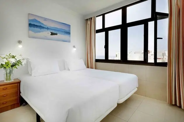 Tek Büyük veya İki Ayrı Yataklı Oda