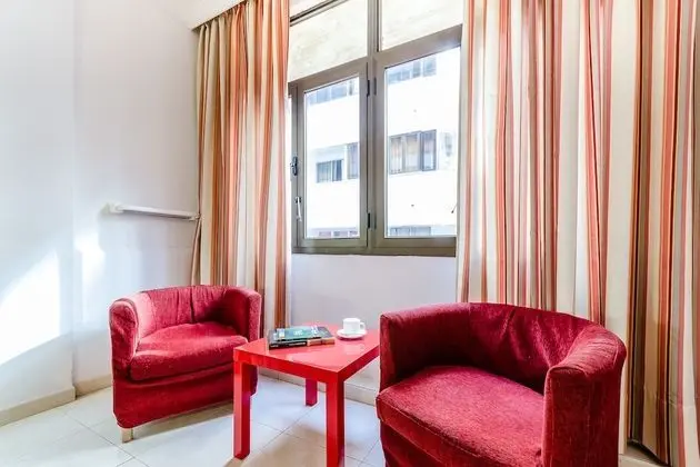 Tek Büyük veya İki Ayrı Yataklı Oda