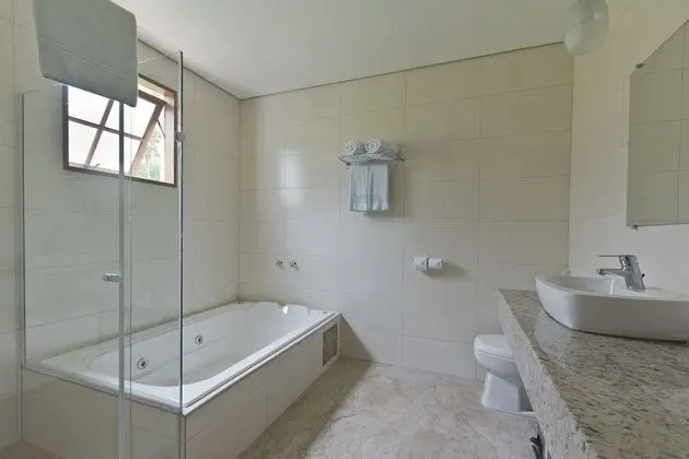 Deluxe Süit, Sıcak Su Havuzu