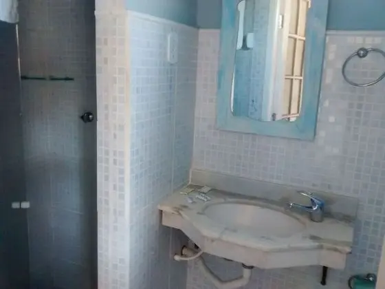 41-QUARTO FORA DO CASARAO COM AR