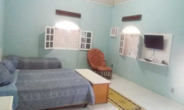 Üç Kişilik Oda