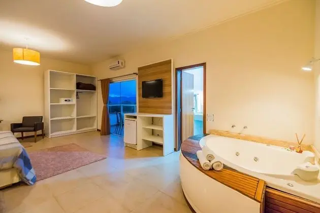 Oda, Sıcak Su Havuzu