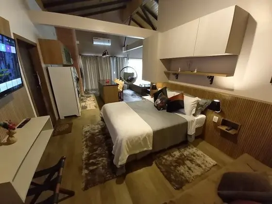 Signature Kulübe, Göl Manzaralı