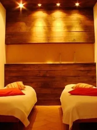 Dört Kişilik Oda, Birden Çok Yatak, Bahçe Manzaralı