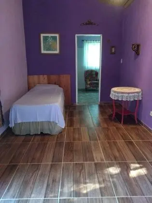 Family Oda, Göl Manzaralı