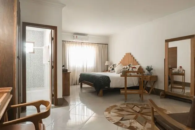 Honeymoon Tek Büyük Yataklı Oda