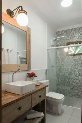 Honeymoon Tek Büyük Yataklı Oda