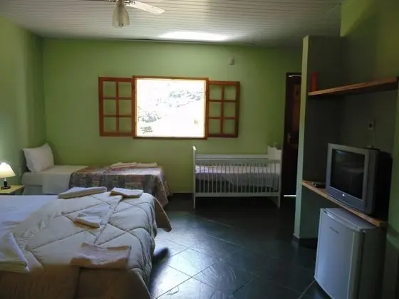 Standard Dört Kişilik Oda, 3 Yatak Odası, Engellilere Uygun, Sigara İçilebilir