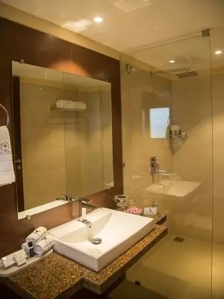 Serene Room with King Bed