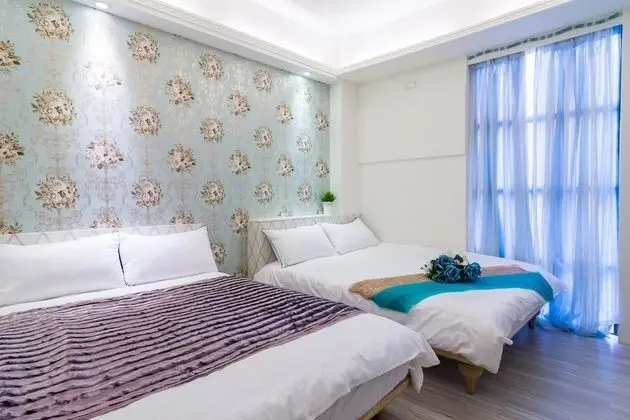 Dört Kişilik Oda, Balkon (French)