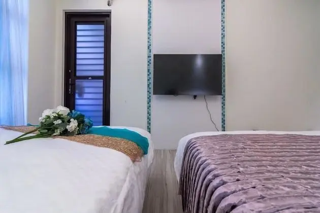 Dört Kişilik Oda, Balkon (French)