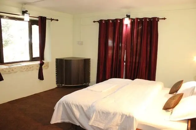 Grand Mountain View Room