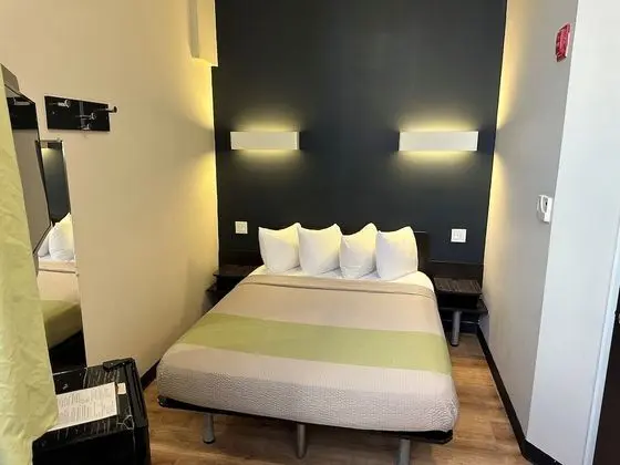 Oda, 1 Çift Kişilik Yatak