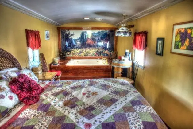 Oda, Özel Banyo (Wine Country Caboose)