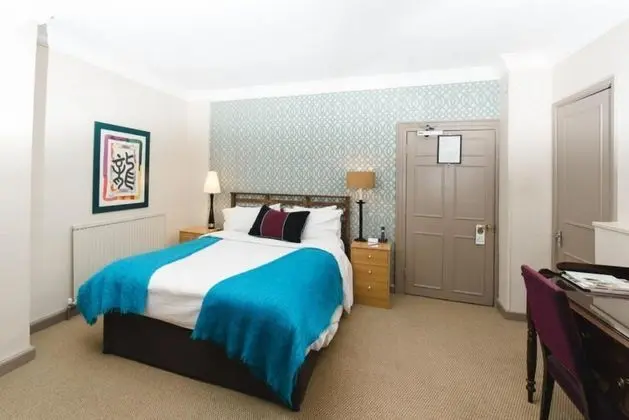 Standard Tek Büyük Yataklı Oda