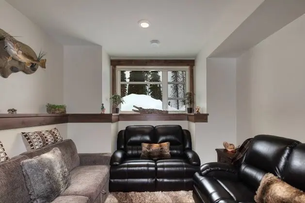 Ev (3 Bedrooms)