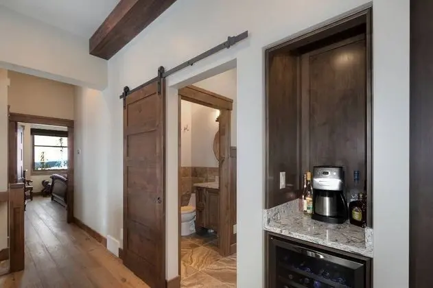 Ev (3 Bedrooms)