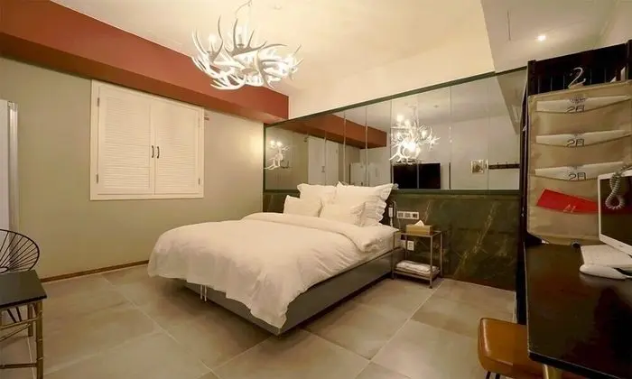 Deluxe Tek Büyük Yataklı Oda