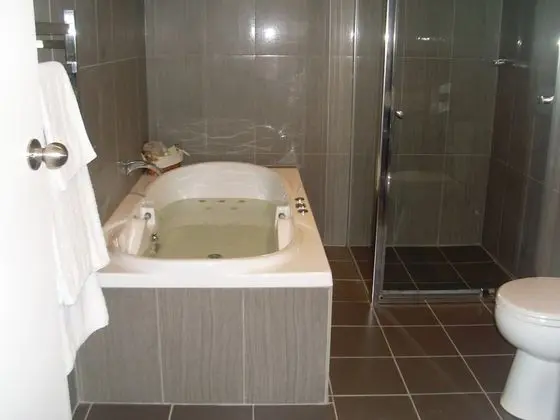 Executive Oda, Sigara İçilmez, Sıcak Su Küveti (Executive Spa)