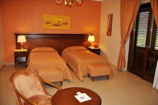 Standard Tek Büyük veya İki Ayrı Yataklı Oda