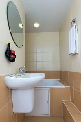 Standard Tek Büyük Yataklı Oda (apartments 204)