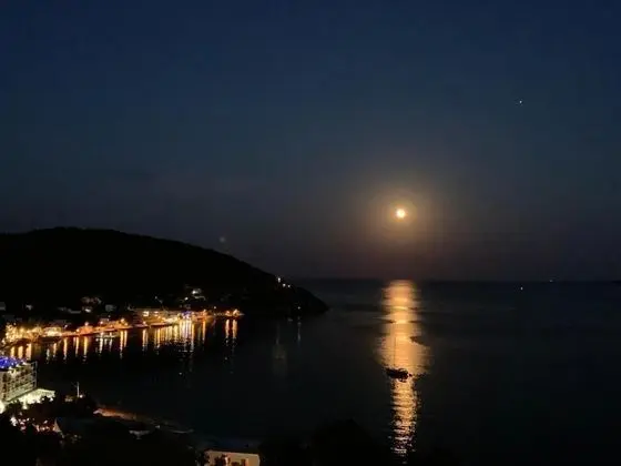 Panoramic Dört Kişilik Oda, Deniz Manzaralı