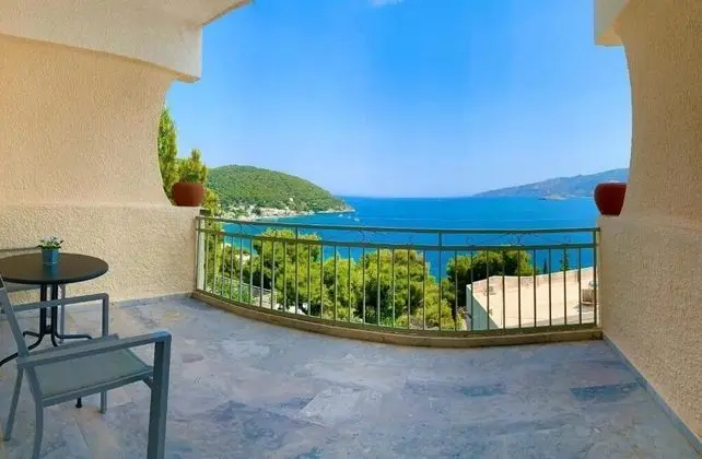 Panoramic Dört Kişilik Oda, Deniz Manzaralı