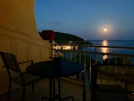 Panoramic Dört Kişilik Oda, Deniz Manzaralı