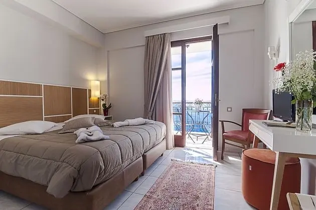Tek Büyük veya İki Ayrı Yataklı Oda (Panoramic View)