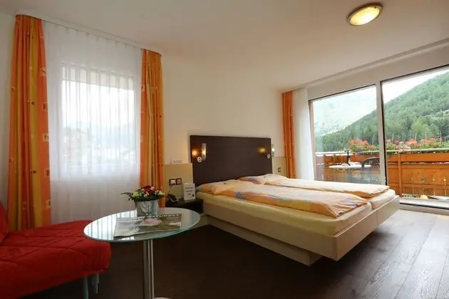 Tek Büyük Yataklı Oda, Balkon