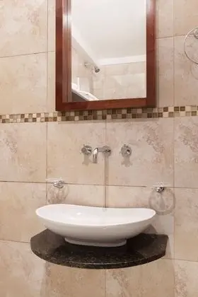 Comfort Çatı Katı (Loft), 1 En Büyük (King) Boy Yatak